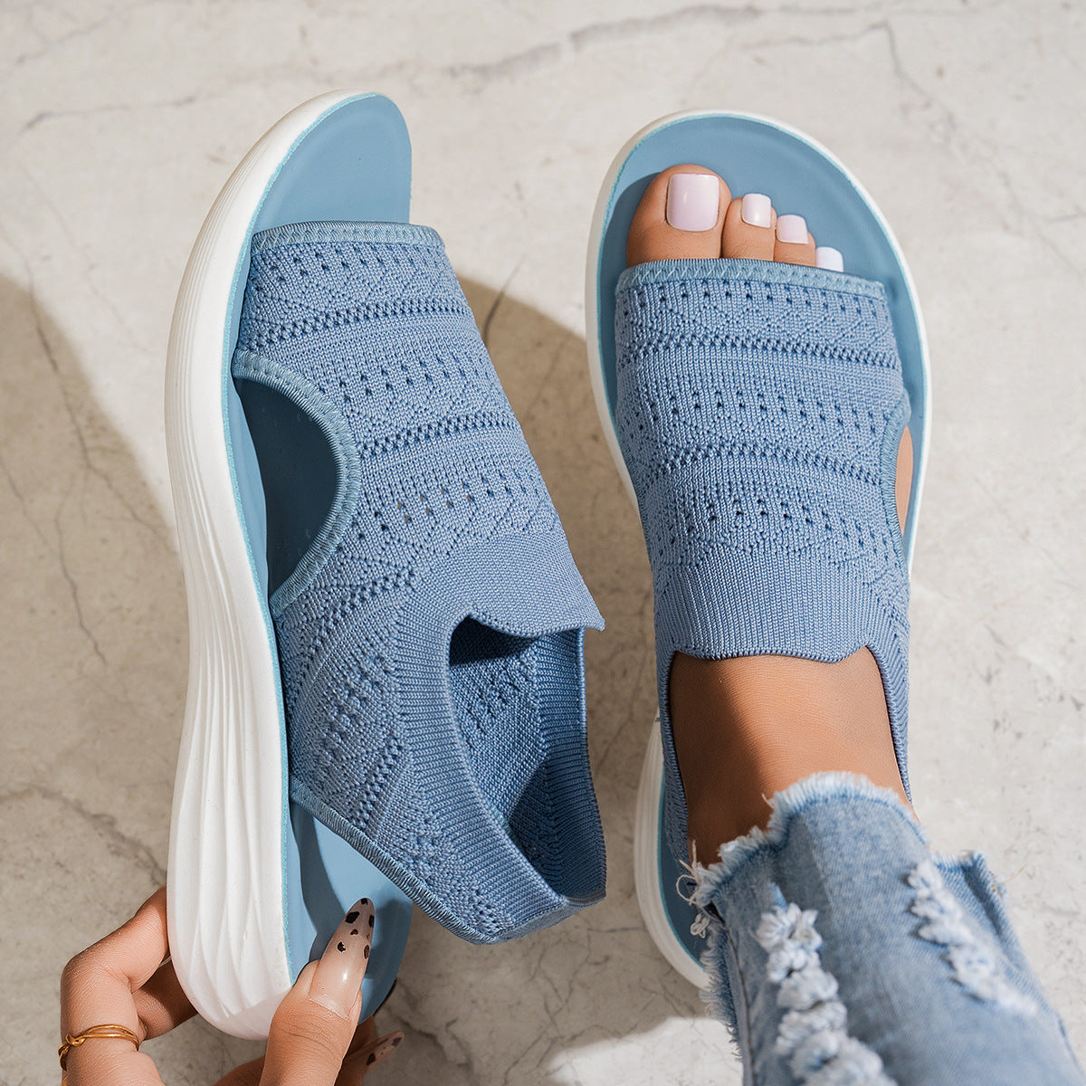 Fly-Knit Flat Sandals for Women Breathable Soft-Sole Summer Beach Shoes