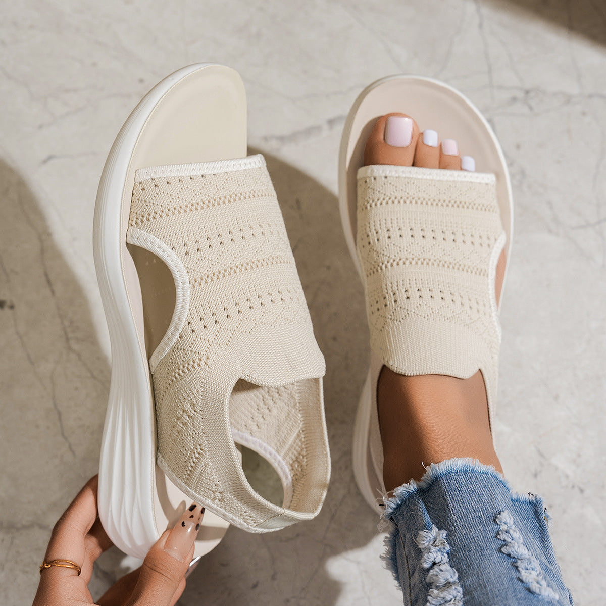 Fly-Knit Flat Sandals for Women Breathable Soft-Sole Summer Beach Shoes